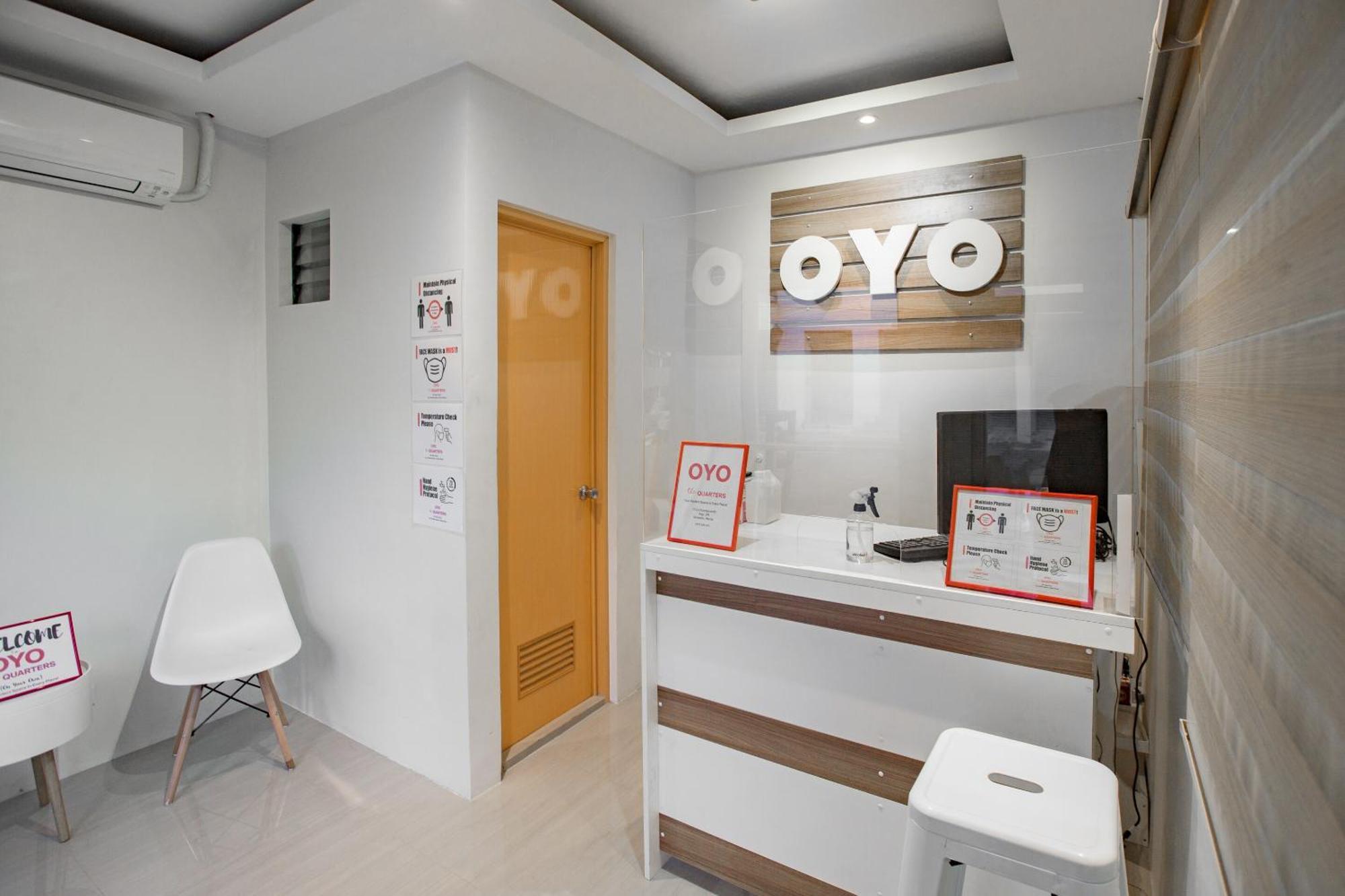 Oyo 605 The Quarters Hotel Manila Exterior foto
